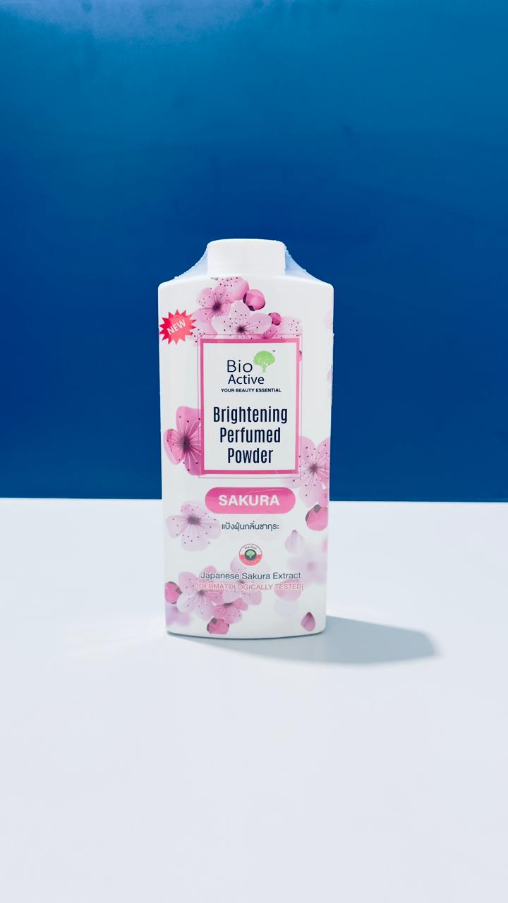 Sakura Brightening Perfumed Body Powder 180g Japan